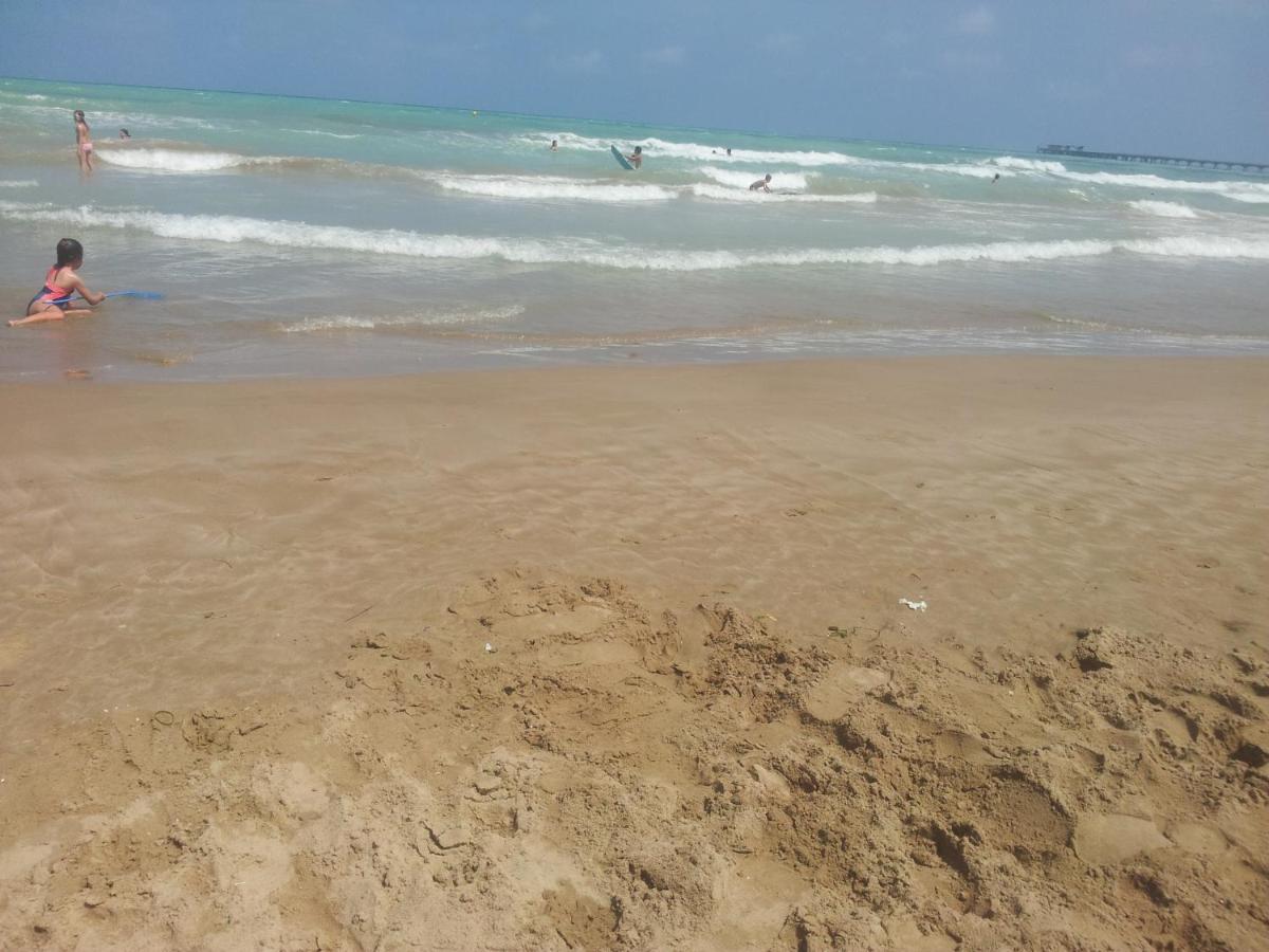 100 Metros De La Playa Apartment Puerto de Sagunto Luaran gambar